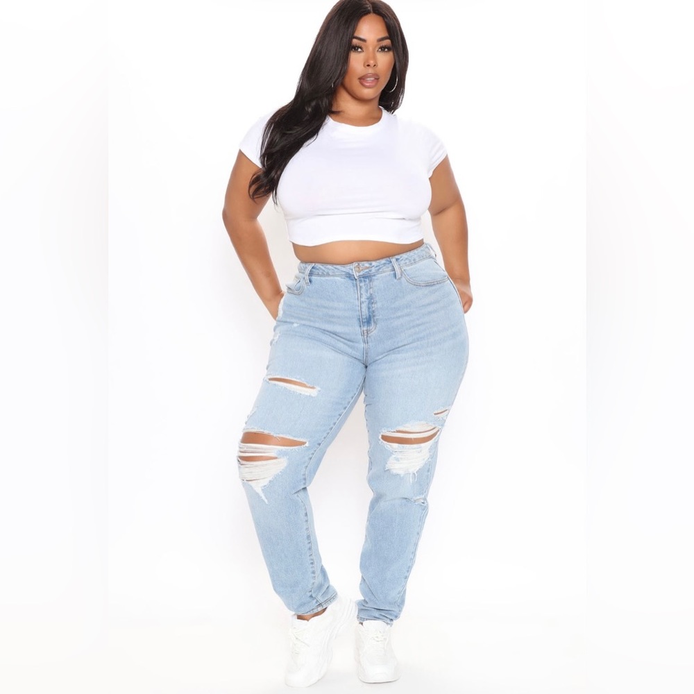 Fashion Nova Ripped Straight Leg Jeans Size 18 Plus Medium Wash
